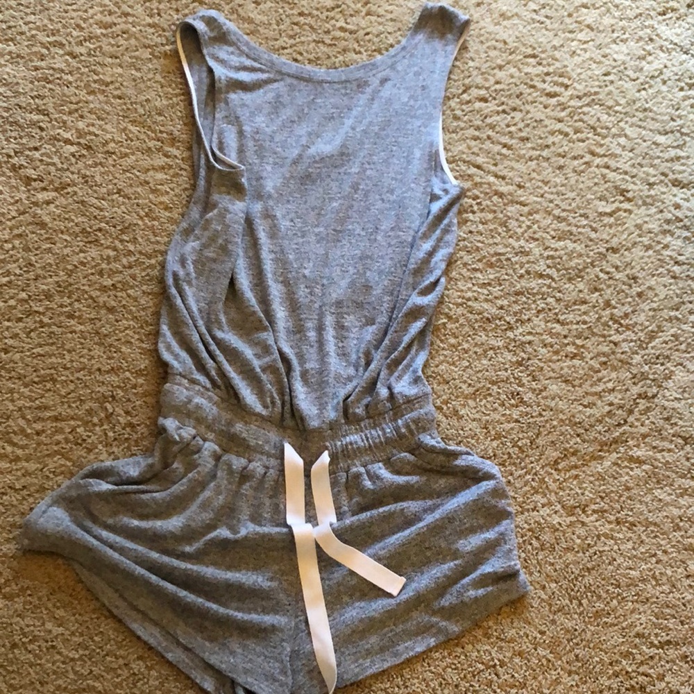 Wilfred free Izabel romper